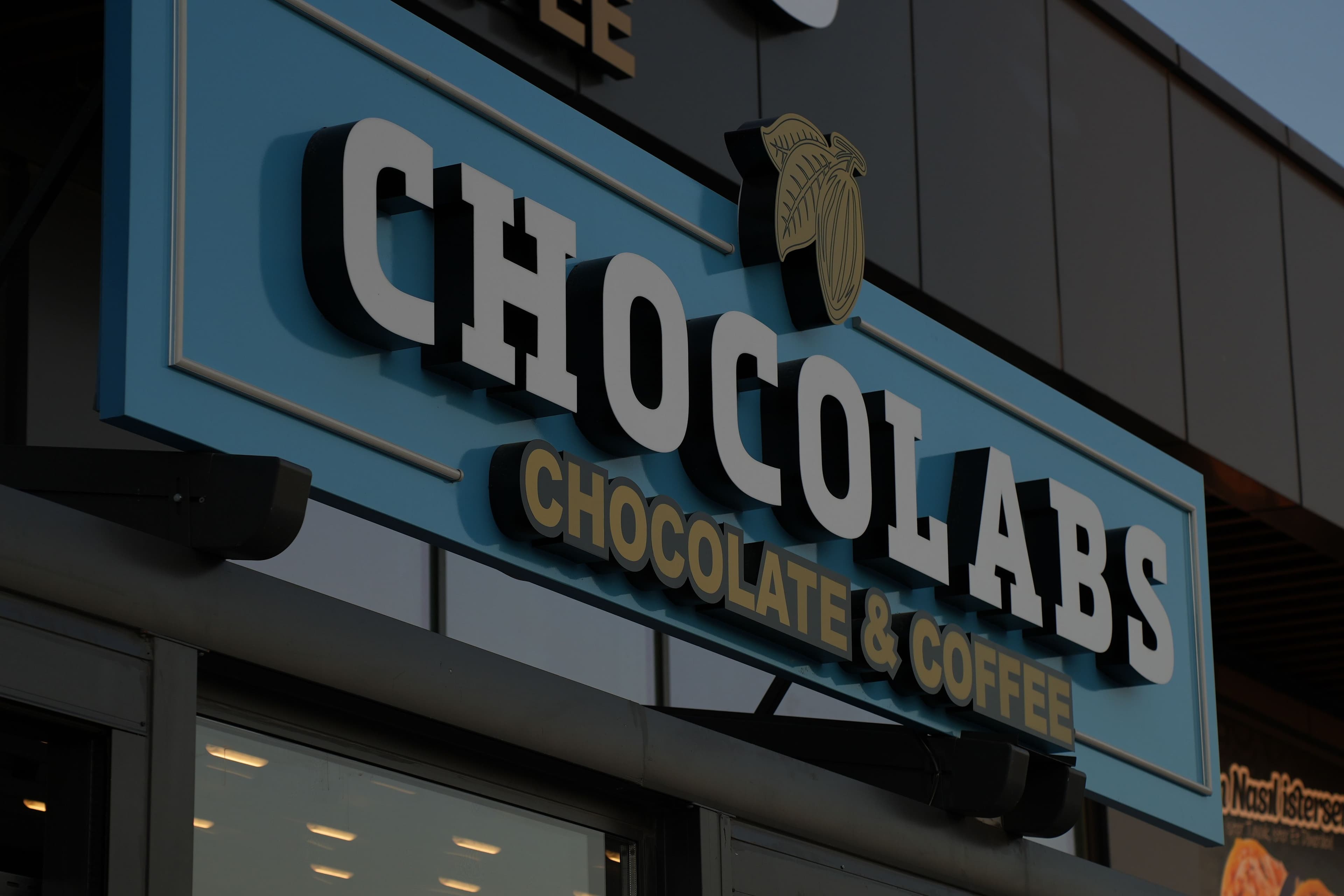 Chocolabs Kutu Harf Cephe Tabelası